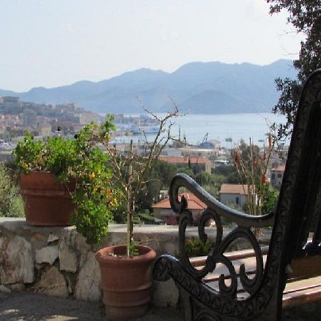 Appartamenti Bellavista By Helloelba Portoferraio Rum bild